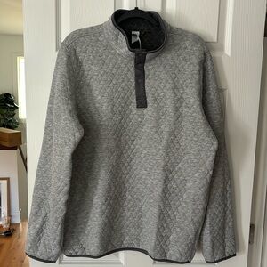 NWT men’s reversible Corbett pullover size large